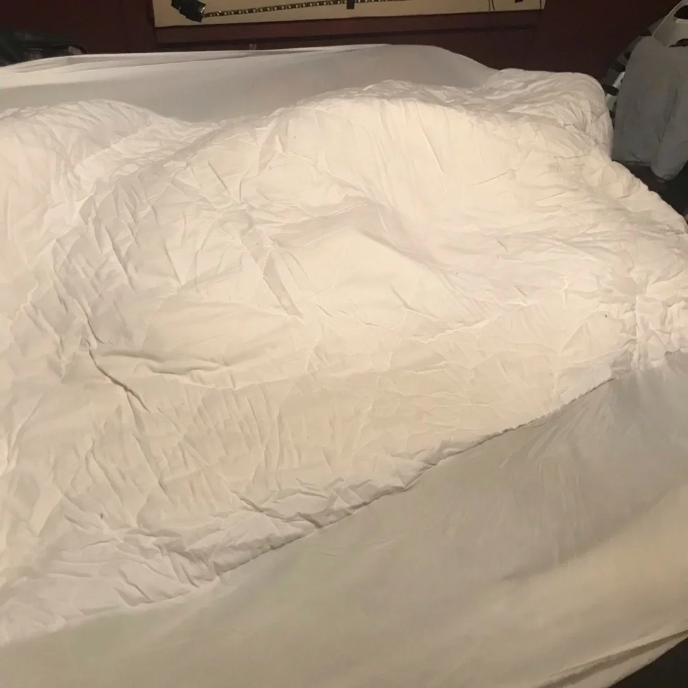 Twin size mattress cover with the extra cushion in it